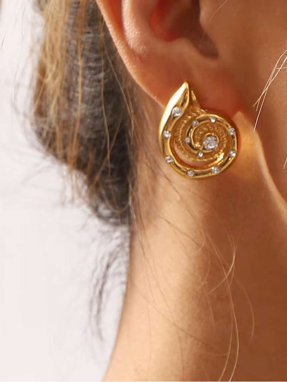Luciana Shell Earrings